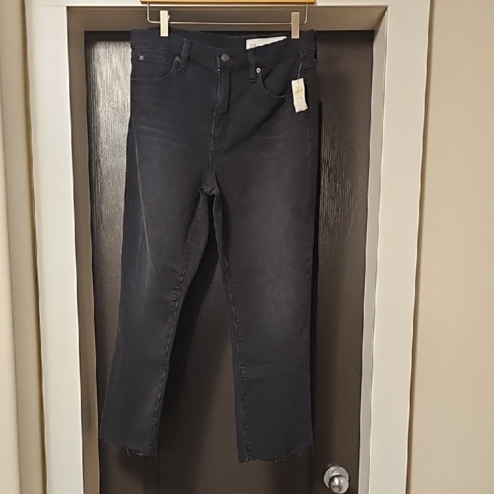 GAP Women's Black Straight Leg Jeans